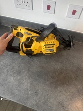 Dewalt  dcs577 54v flexvolt high torc circular saw  