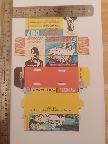 Corgi 261 base stand james - -,
