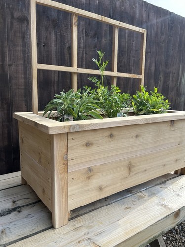 Cedar raised planter - planter, with