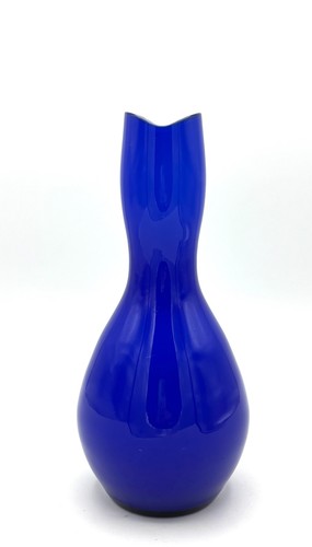 Cobalt blue cased bulbous vase - blue,
