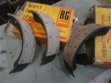 FORD ZEPHYR 6/ZODIAC MK3 REAR BRAKE SHOES  2  1/4" WIDE NOS