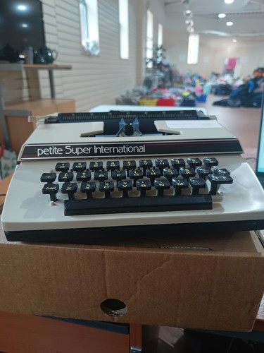 Vintage petite super - petite,