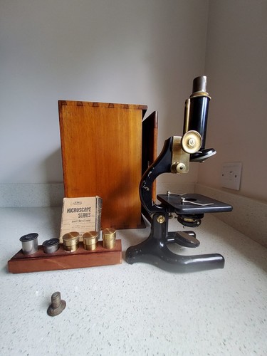 Vintage 1950s prior - prior, microscope