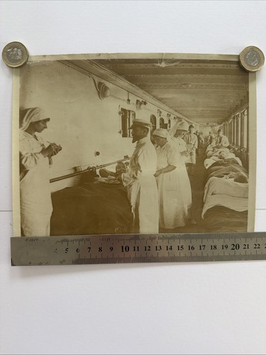 Ww1 red cross hospital ship - cross,