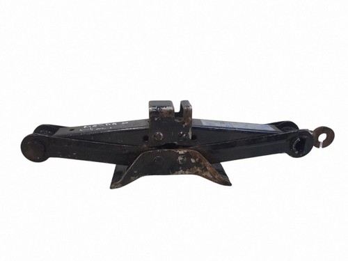 Mazda 2004 lift car lifting - mazda,