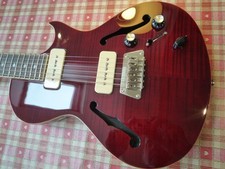 EPIPHONE BLUESHAWK DELUXE WINE RED - ACE, VERSATILE & LIGHT - MINT+ NEW GIG BAG!