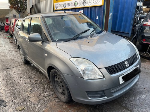 Suzuki swift 3 petrol - 09, 1.3