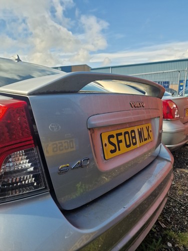 Volvo s40 design - volvo, r