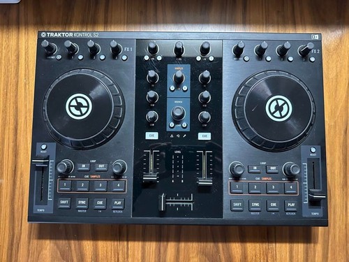 Native instruments traktor - instruments,