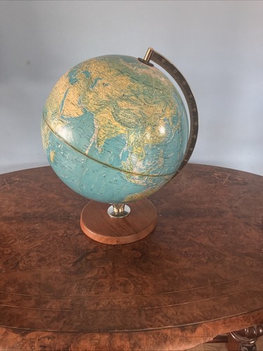 Quality vintage table - quality, 12’