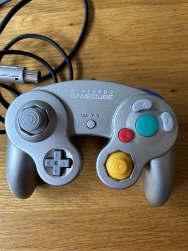 Official nintendo gamecube - nintendo,