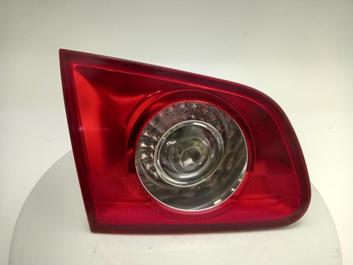Volkswagen passat tail light - tail,