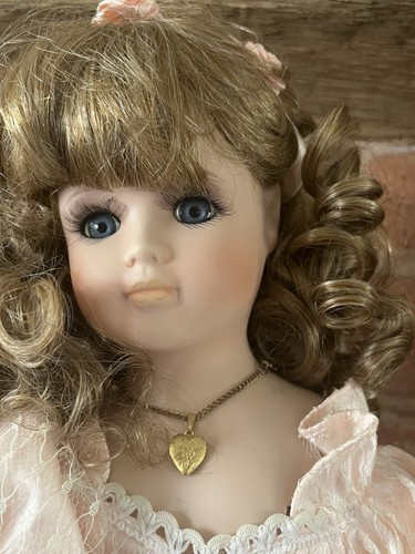Alberon dolls london porcelain - dolls,