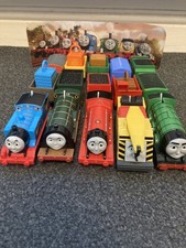 Large Bundle 5x Trackmaster Thomas & Friends Trains With Carriages/accessories