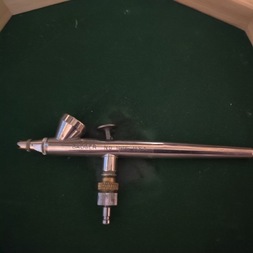 Badger airbrush gravity feed - -,