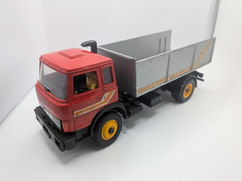 Britains iveco fiat tipper - iveco,
