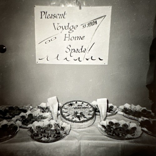 Farewell buffet vintage - buffet,