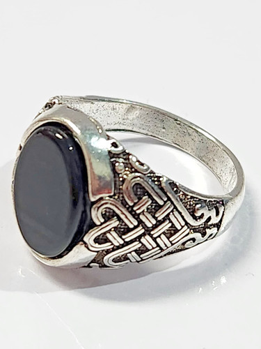 Black onyx signet ring - black,