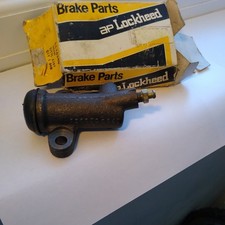 AUSTIN MORRIS 1100 1300  1963 - 1974 GEN LOCKHEED NOS CLUTCH SLAVE CYLINDER 