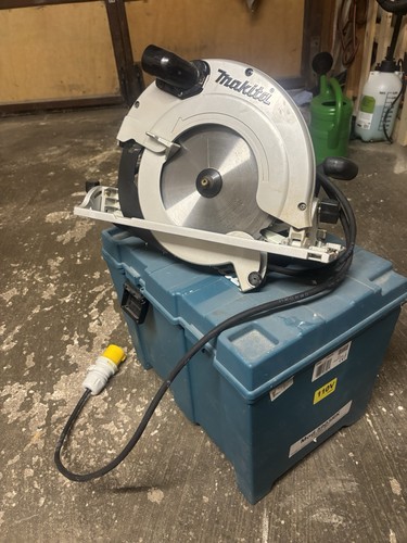 Makita 235mm circular saw - 235mm,