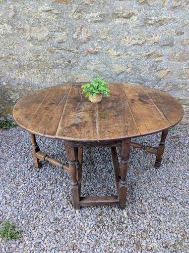 Antique oak gateleg - drop, leaf