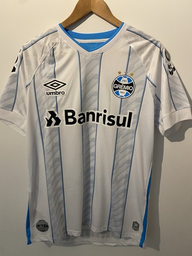 Umbro gremio shirt size medium - shirt,