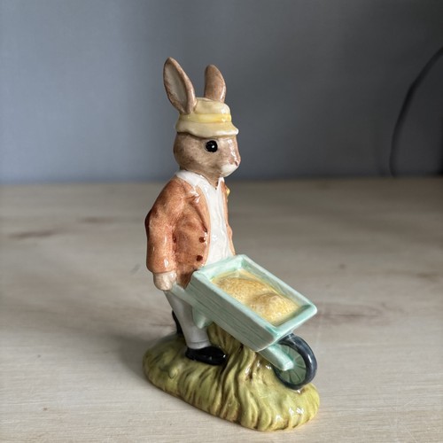 Vintage 1995 royal doulton - vintage,