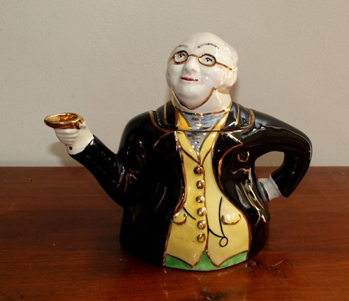 Vintage novelty ceramic teapot - ceramic,