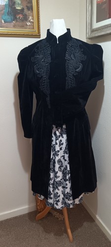 Gothic steampunk black velvet - gothic,