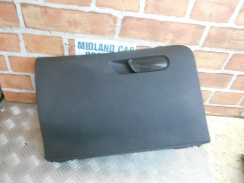 Citroen 2012 glove box - citroen,
