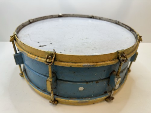 Small marching drum vintage - small,