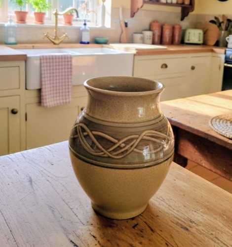 Holkham pottery 16cm vase - pottery,