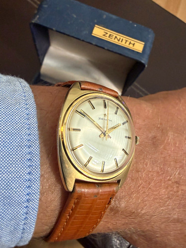 Zenith manual wind wristwatch - wind,