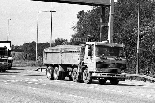 Photo amey roadstone volvo - amey,