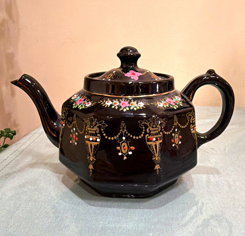 Burslem ceramic teapot lid - burslem, w