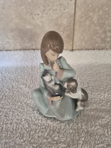 Lladro cat nap - lladro,