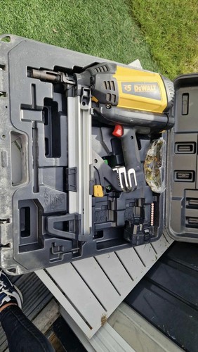 Dewalt trak nail gun - nail,