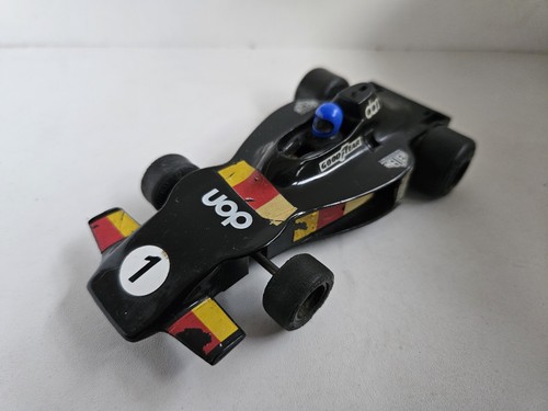 Scalextric car grand prix - f1,