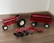 VINTAGE ERTL 544 International
