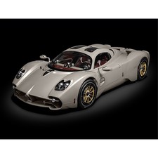 Pocher HK120 Pagani Utopia 1:8