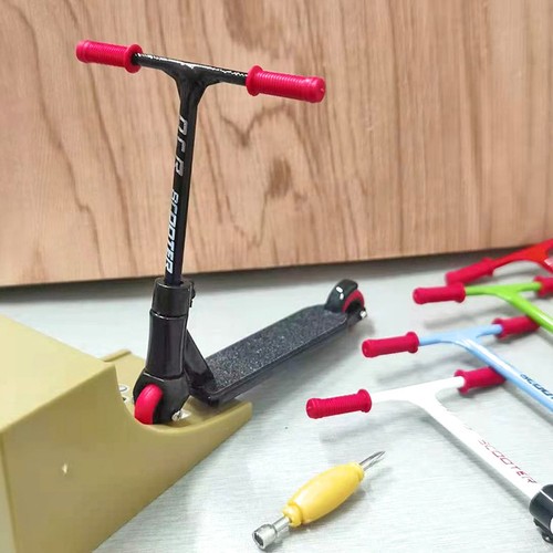 Finger scooter toy - scooter, safe