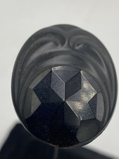 ANTIQUE JET  HAT  PIN (B63)