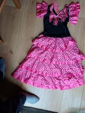 flamenco dress pink and black