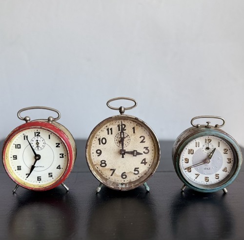 Set vintage alarm - of,
