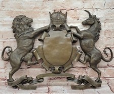 Royal Family Crest Coat of