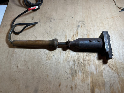 Electric branding iron - ,