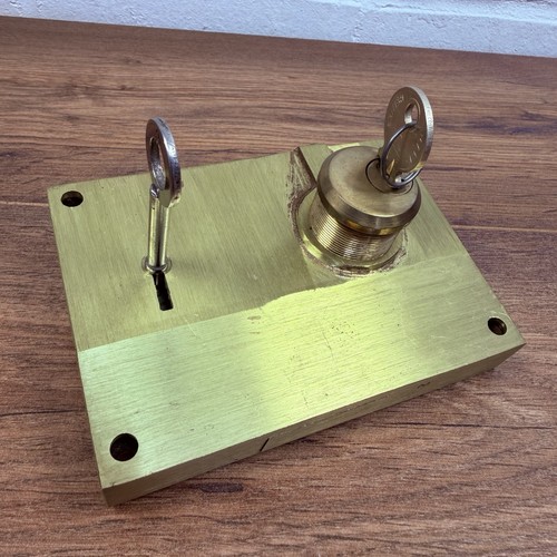 Heavy solid brass - brass, rim
