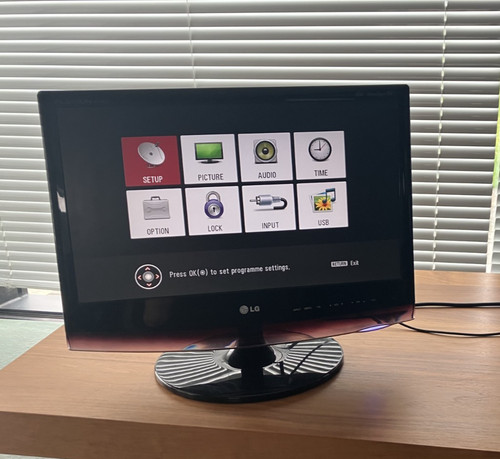 M1962d lcd tv hd - lcd,