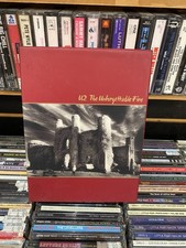 U2 The Unforgettable Fire 1984