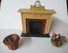 DOLLS HOUSE pale marble